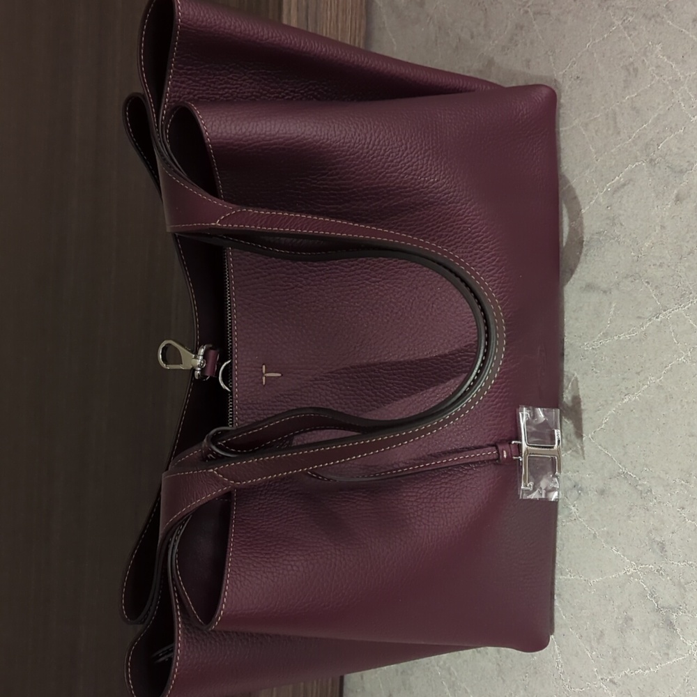 Tod's Medium Apa Leather Tote Burgundy - Picture 9 of 14